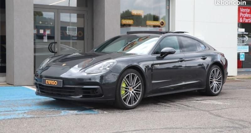 Utilisé 2017 Porsche Panamera Coupé | 58 990 € (Prix juste) - Image 1/4