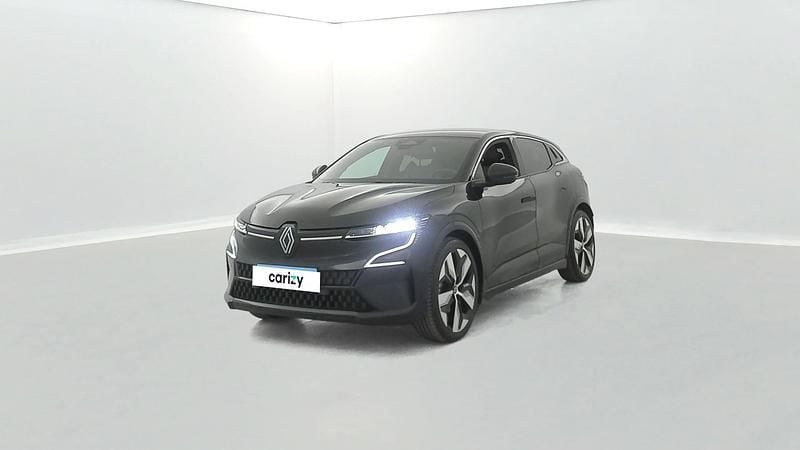 Noir Utilisé 2022 Renault Mégane Techno Berline | 24 990 € (Prix juste) - Image 1/4
