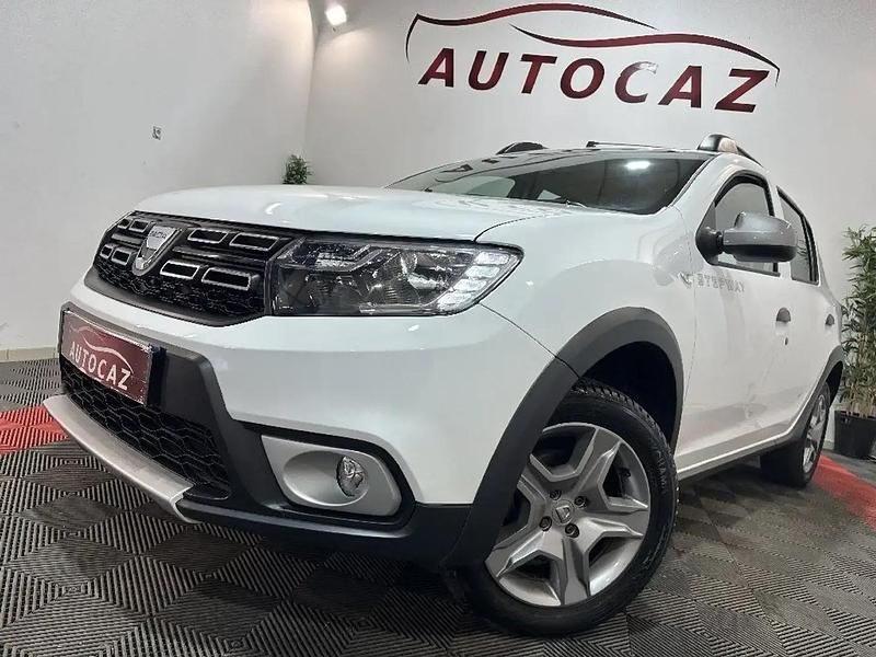 Occasion Dacia Sandero Stepway 91 ch (66 kW) 2017 Blanc Berline