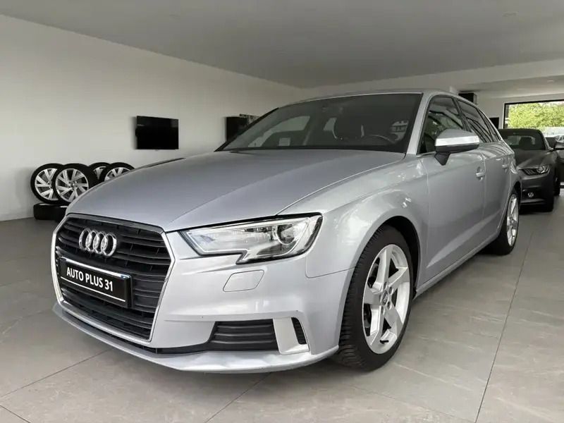 Utilisé 2018 Audi A3 Sport Berline | 19 990 € (Prix juste) - Image 1/4