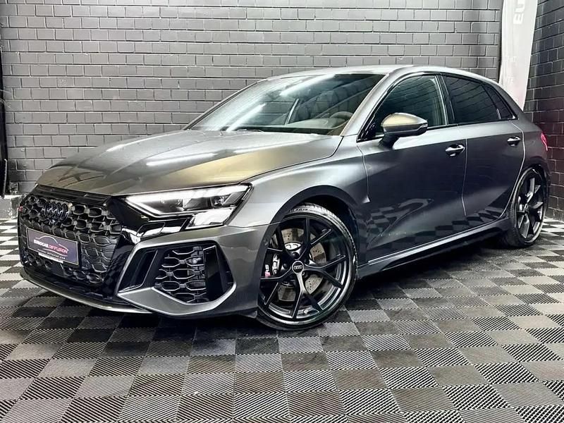 Gris Utilisé 2023 Audi RS3 Sportback Sport Citadine | 59 476 € - Image 1/4