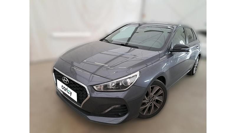 Gris Utilisé 2018 Hyundai i30 Berline | 11 990 € (Bon prix) - Image 1/4