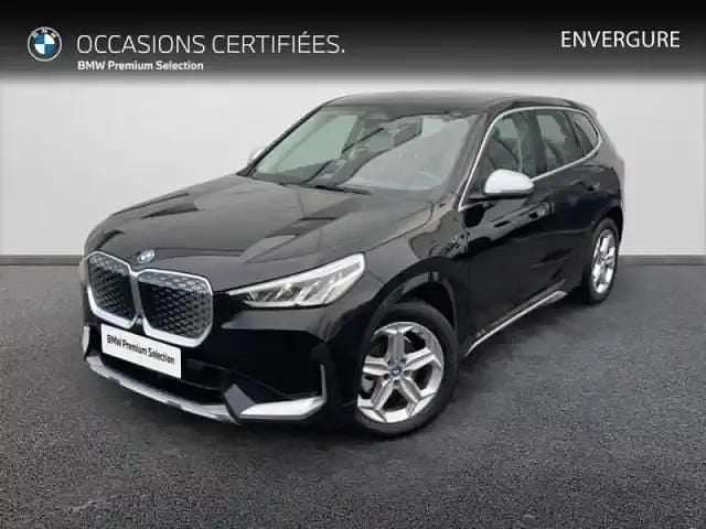 Noir Occasion 2023 BMW iX1 xLine SUV | 34 990 € (Bon prix) - Image 1/4