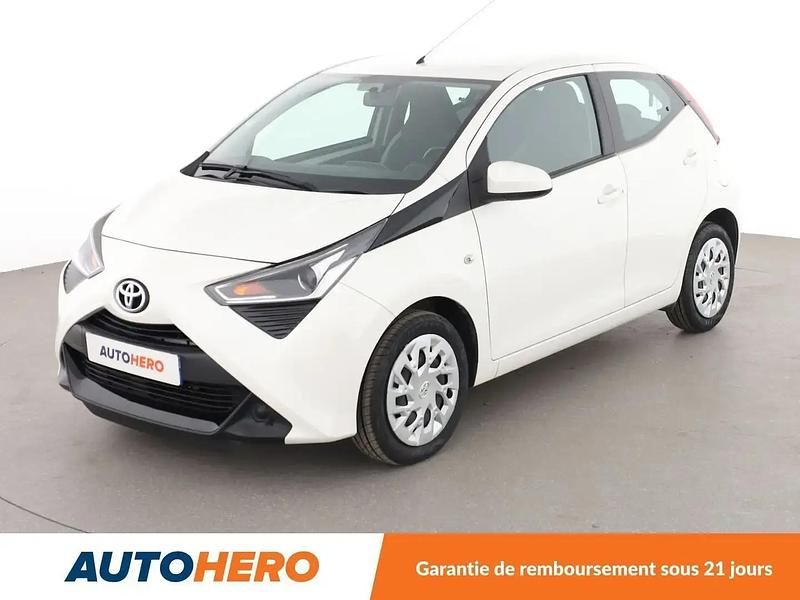 Blanc Utilisé 2019 Toyota Aygo X-play Citadine | 9 990 € (Prix juste) - Image 1/2