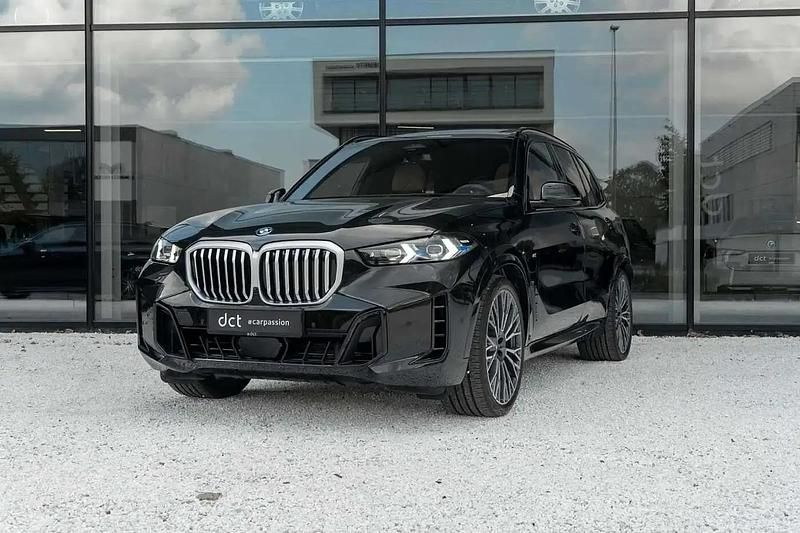 Noir Nouvelle 2025 BMW X5 M Sport SUV | 106 900 € (Prix juste) - Image 1/4