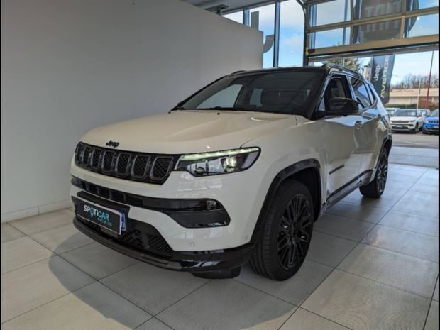 Noir Utilisé 2023 Jeep Compass SUV | 38 490 € - Image 1/4