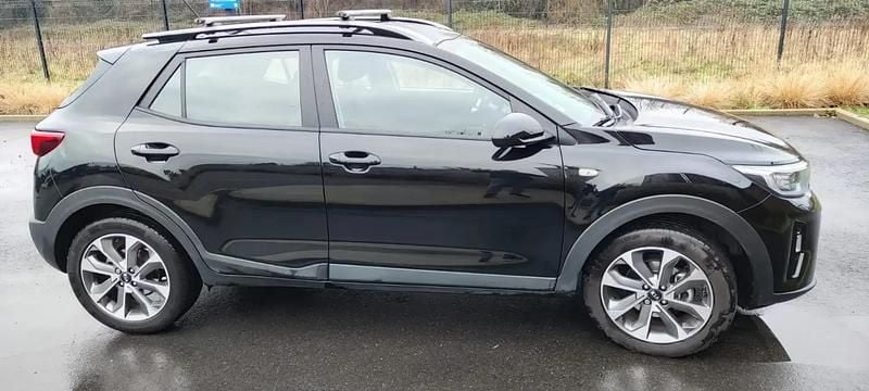 Noir Utilisé 2019 Kia Stonic Active SUV | 13 000 € (Super prix) - Image 1/4