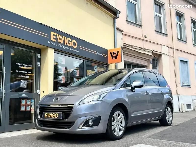 Gris Utilisé 2016 Peugeot 5008 Active Monospace | 10 690 € - Image 1/4