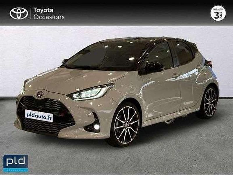 Occasion 2023 Toyota Yaris Hybrid Sport Berline | 22 990 € (Prix assez cher) - Image 1/1