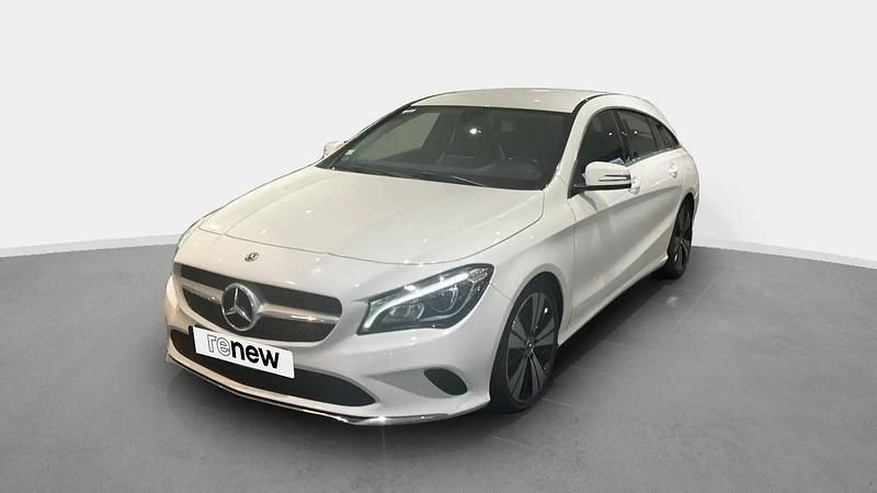 Blanc Utilisé 2019 Mercedes CLA200 Shooting Brake Break | 18 590 € - Image 1/4