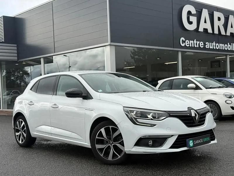 Blanc Utilisé 2019 Renault Mégane IV LIMITED Berline | 16 980 € (Prix assez cher) - Image 1/4
