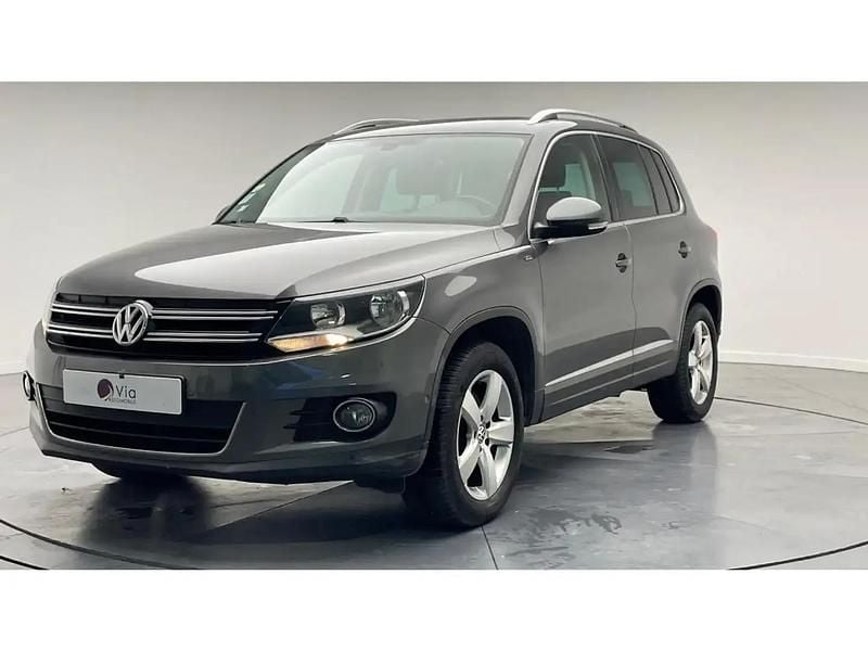 Gris Occasion 2014 VW Tiguan Cup SUV | 10 490 € (Bon prix) - Image 1/4