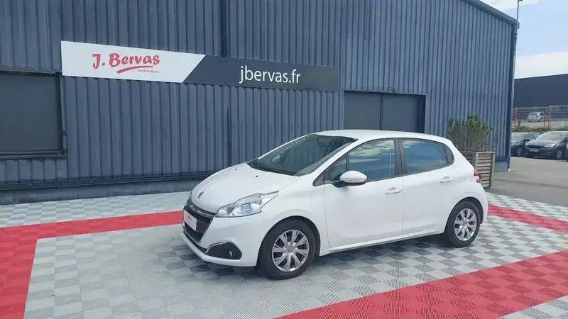 Blanc Utilisé 2017 Peugeot 208 Premium Citadine | 8 590 € - Image 1/4