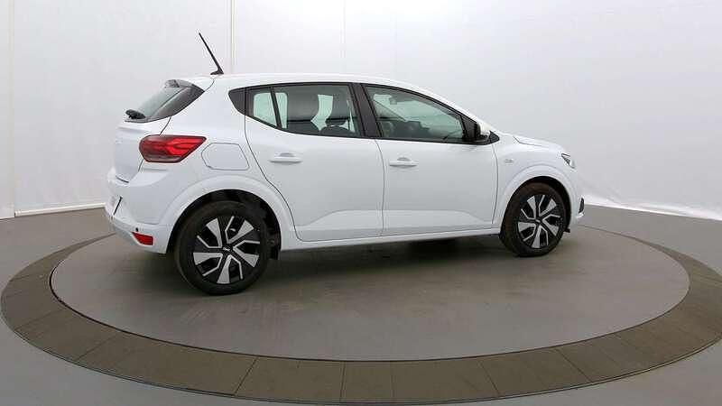 Occasion Dacia Sandero Expression 67 ch (49 kW) 2024 Blanc Citadine