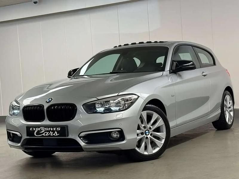 Argent Utilisé 2015 BMW 125 Sport Line Citadine | 16 900 € - Image 1/4