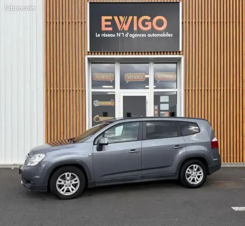 Gris Utilisé 2013 Chevrolet Orlando LT SUV | 9 980 € - Image 1/4