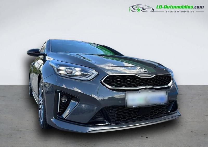 Utilisé 2021 Kia ProCeed Citadine | 27 700 € (Prix juste) - Image 1/3