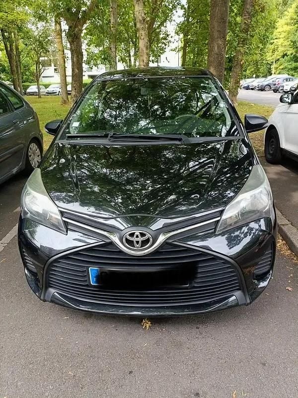 Utilisé 2016 Toyota Yaris Berline | 6 800 € (Bon prix) - Image 1/4