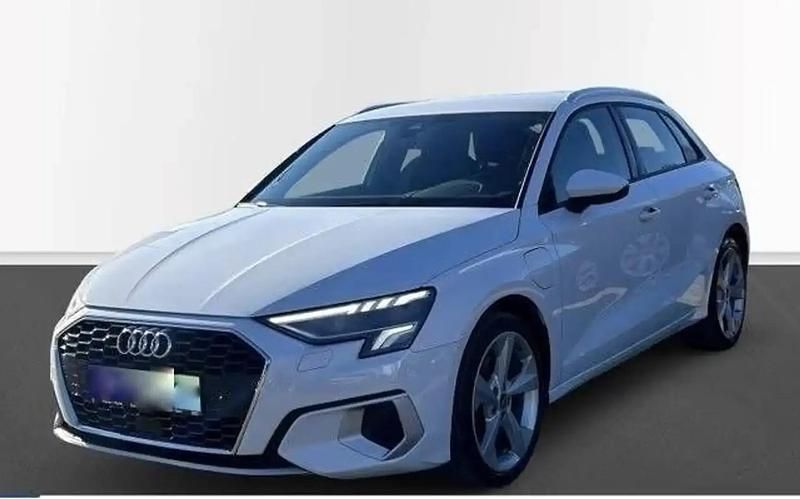 Blanc Utilisé 2021 Audi A3 e-tron S-Line Citadine | 26 790 € (Prix juste) - Image 1/4