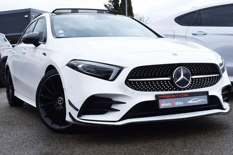 Blanc Occasion 2019 Mercedes A200 AMG line Berline | 25 400 € (Prix juste) - Image 1/4