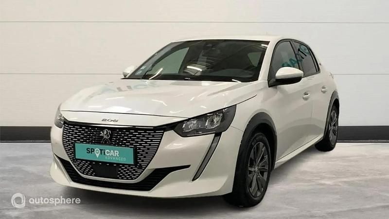 Blanc Utilisé 2021 Peugeot e-208 Allure Citadine | 13 499 € (Bon prix) - Image 1/4
