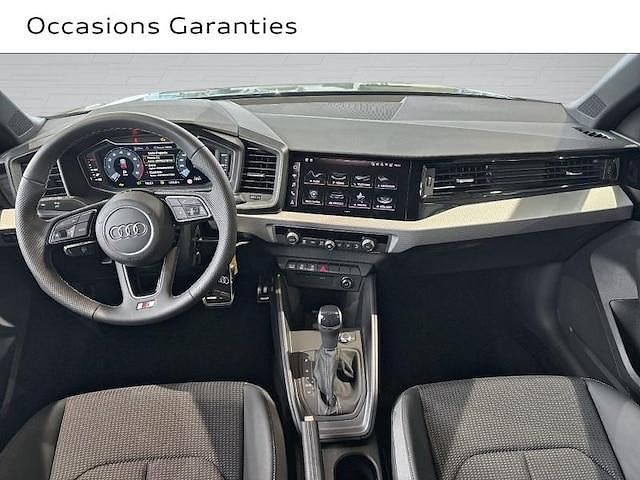 Occasion Audi A1 Sportback S-Line 116 ch (85 kW) 2025 Vert district métallisé Citadine