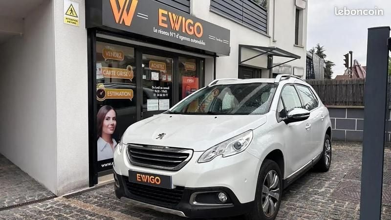Blanc Utilisé 2016 Peugeot 2008 Allure SUV | 6 990 € (Bon prix) - Image 1/4