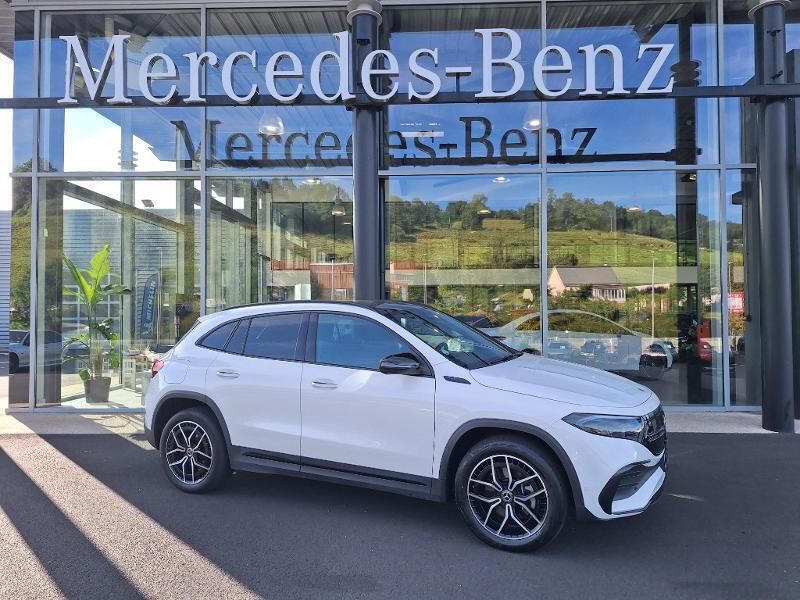 Blanc Utilisé 2021 Mercedes EQA250 AMG line SUV | 30 990 € (Prix juste) - Image 1/3