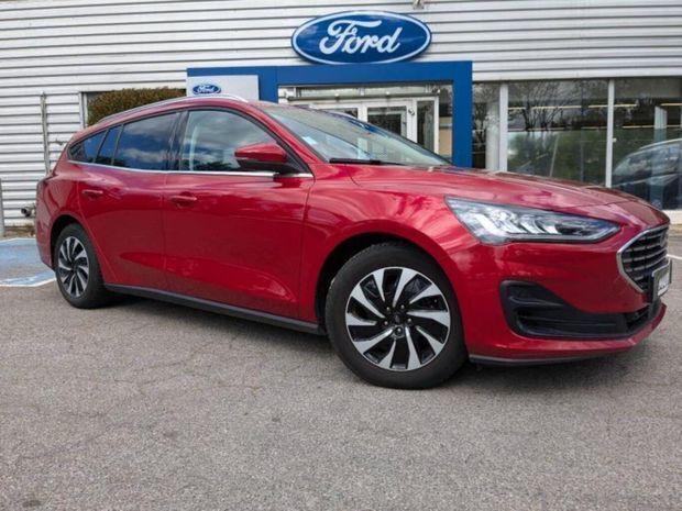 Rouge Utilisé 2024 Ford Focus Business Edition | 23 990 € (Prix juste) - Image 1/4