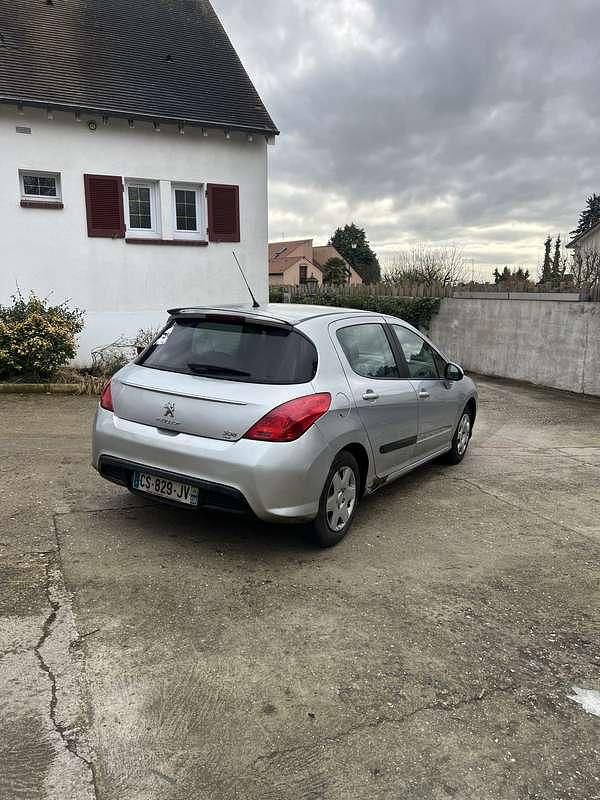 Occasion Peugeot 308 Access 98 ch (72 kW) 2013 Berline