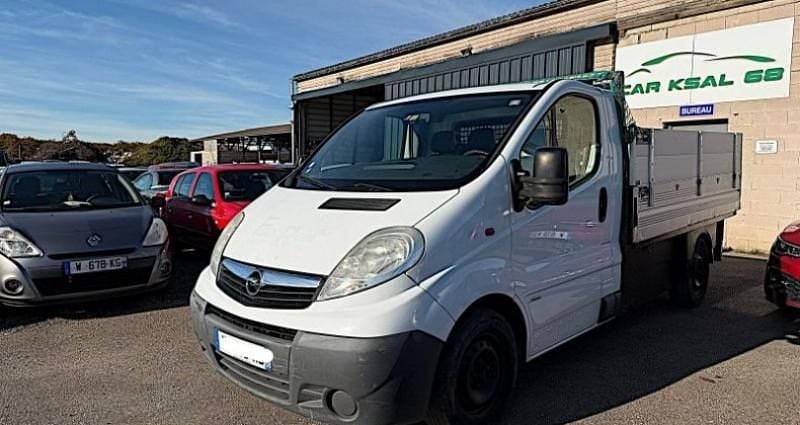 Blanc Occasion 2006 Opel Vivaro Van | 9 999 € - Image 1/4