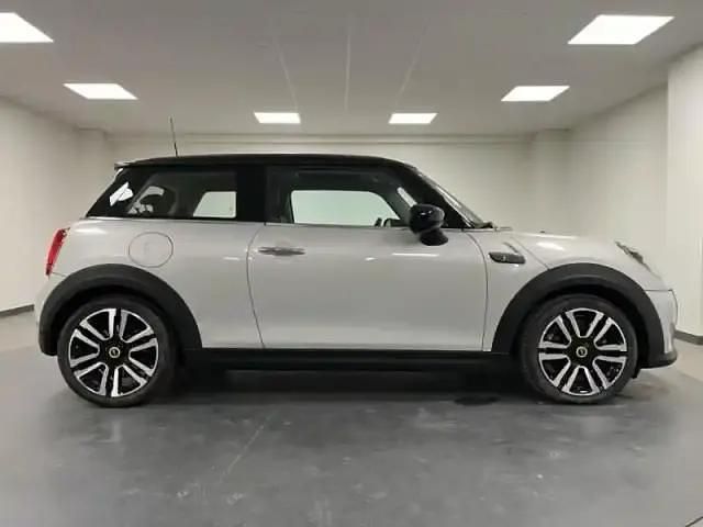 Occasion Mini Cooper SE Premium Plus 22 kW (30 ch) 2022 White silver Citadine