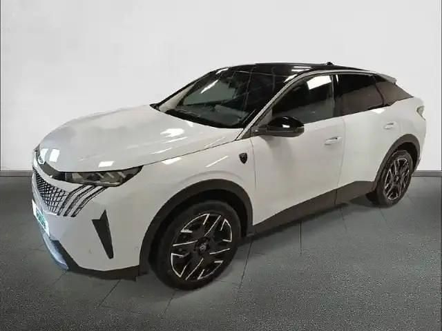 Blanc okenite Utilisé 2025 Peugeot 3008 | 43 990 € - Image 1/4