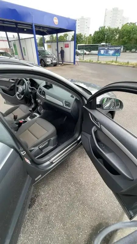 Utilisé 2013 Audi Q3 Ambiente SUV | 15 900 € (Prix cher) - Image 1/4