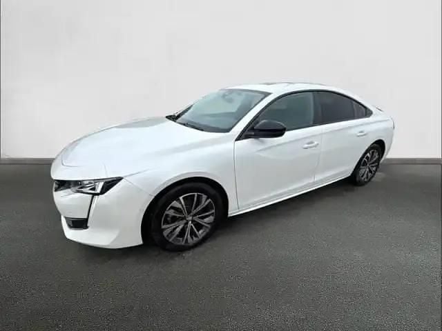 Blanc Utilisé 2023 Peugeot 508 Allure Berline | 27 990 € (Prix assez cher) - Image 1/4