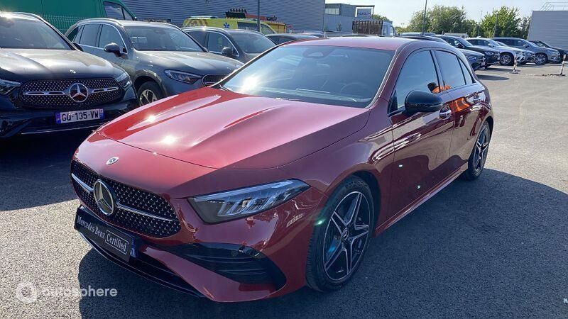 Rouge Utilisé 2024 Mercedes A200 AMG line Berline | 35 999 € (Prix juste) - Image 1/4