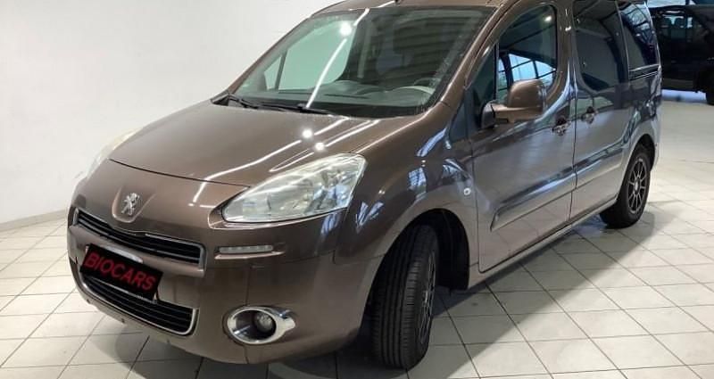 Utilisé 2013 Peugeot Partner Tepee Monospace | 8 250 € (Prix assez cher) - Image 1/4