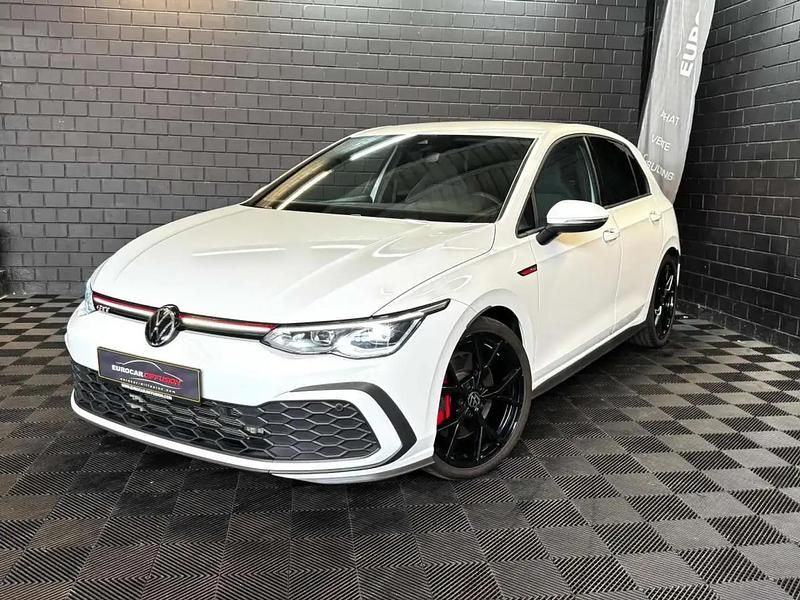 Blanc Utilisé 2022 VW Golf VIII GTI Berline | 30 758 € (Prix juste) - Image 1/4
