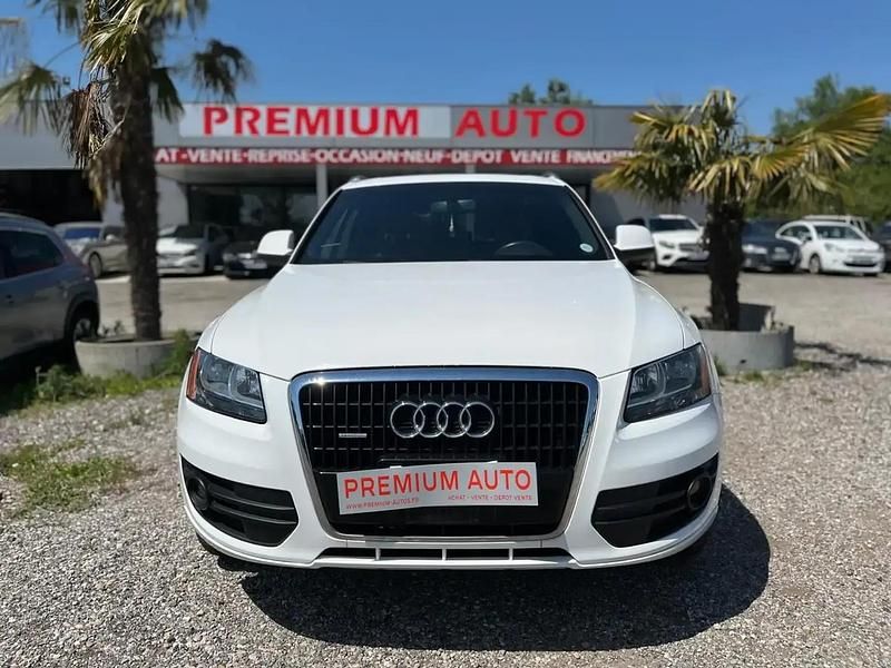 Blanc Utilisé 2010 Audi Q5 Premium SUV | 22 990 € - Image 1/4