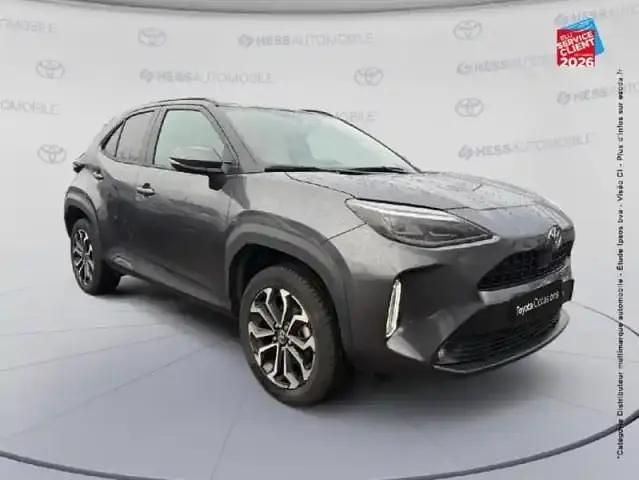 Occasion Toyota Yaris Cross Design 94 ch (69 kW) 2024 Gris SUV