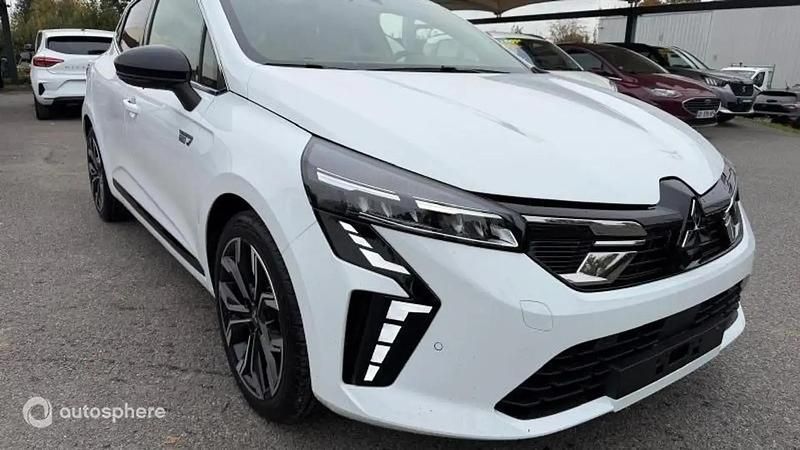 Blanc Nouvelle 2025 Mitsubishi Colt Intense Berline | 29 190 € - Image 1/4
