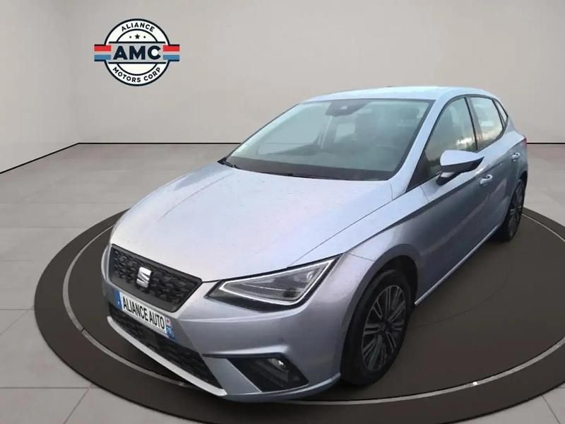 Gris Utilisé 2024 Seat Ibiza Copa SUV | 16 680 € (Prix juste) - Image 1/4