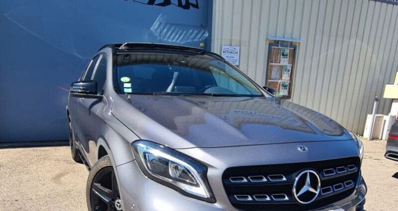 Gris Utilisé 2017 Mercedes GLA220 AMG SUV | 23 490 € - Image 1/4