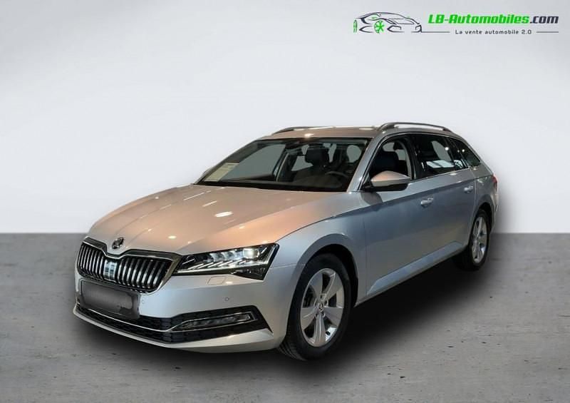 Utilisé 2019 Skoda Superb Break | 29 600 € (Prix juste) - Image 1/4