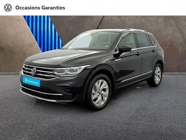 Utilisé 2023 VW Tiguan Elegance SUV | 31 490 € (Super prix) - Image 1/4