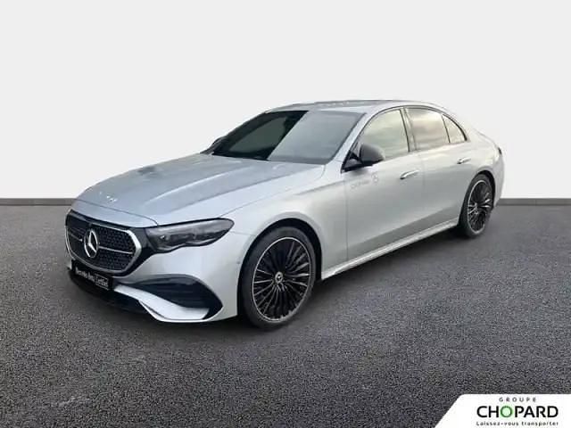 Argent hight tech Utilisé 2024 Mercedes E300 Berline | 74 990 € - Image 1/4