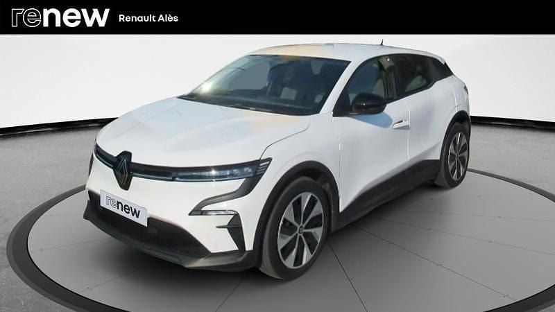 Blanc Utilisé 2023 Renault Mégane Evolution Berline | 20 990 € (Bon prix) - Image 1/4