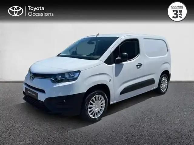 Blanc Occasion 2024 Toyota Proace City Van | 17 990 € - Image 1/4