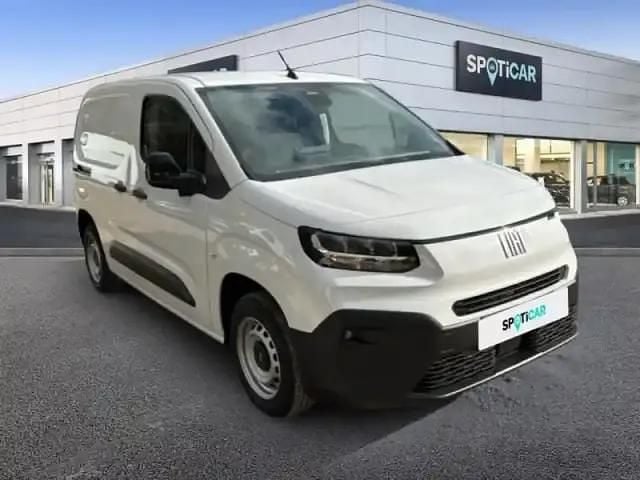 Nouvelle Fiat Doblò Connect 2025 Blanc icy Monospace
