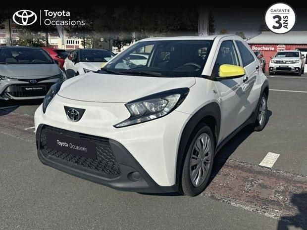 Blanc Utilisé 2023 Toyota Aygo Business Edition Citadine | 14 490 € (Prix juste) - Image 1/4